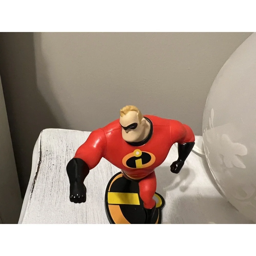 Disney The Incredibles PVC Lot Cake Toppers Figuree